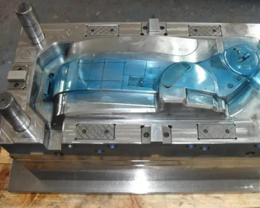 Injection mold design and manufacturing need to pay attention to several problems